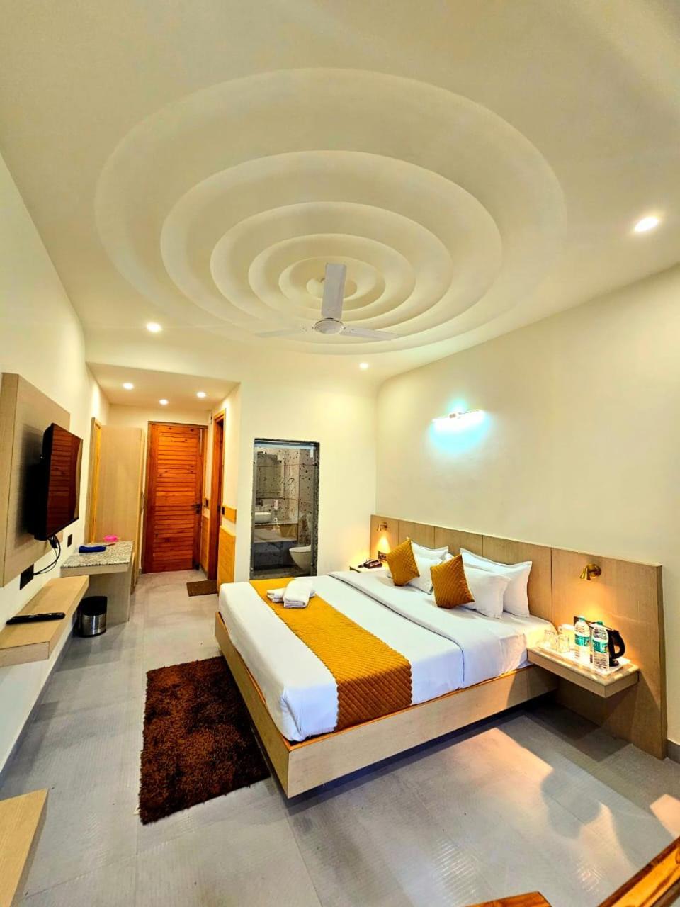 Meraki Khang Manali Экстерьер фото